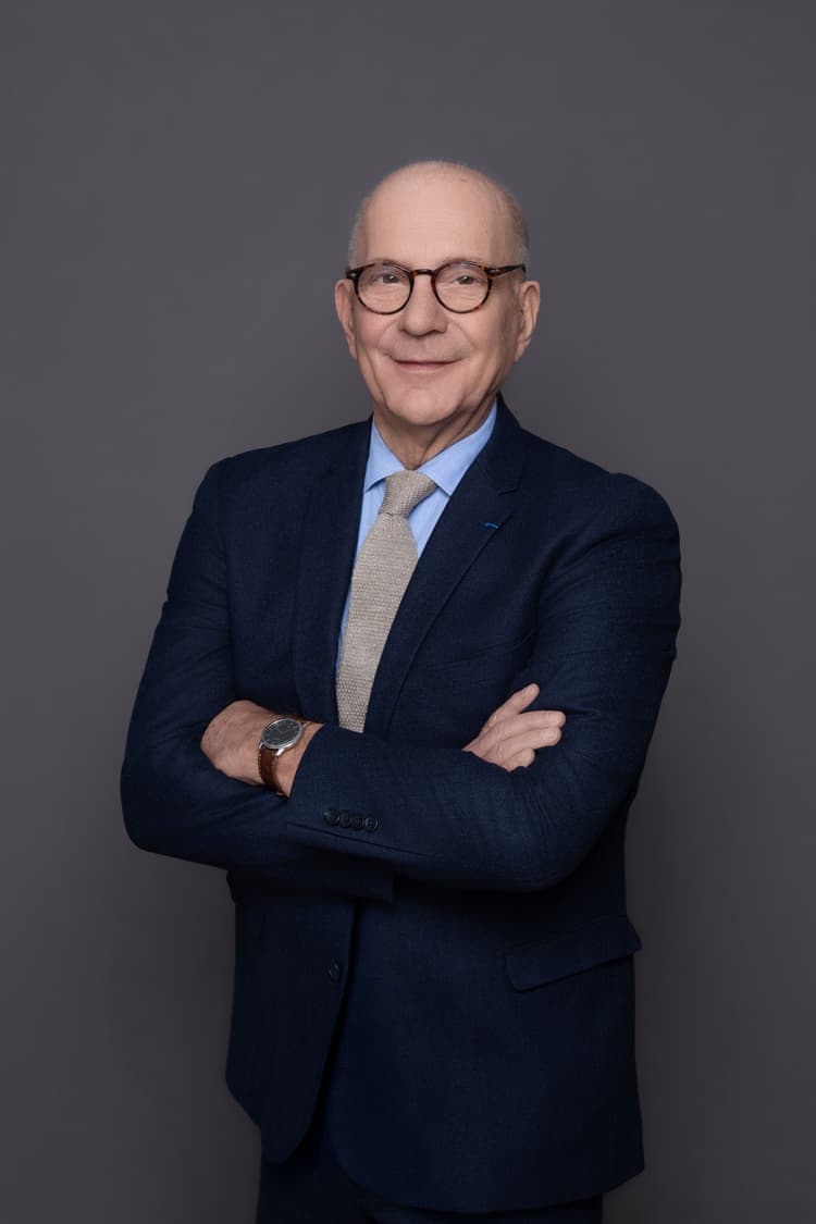 Jean-Marie Salva, Avocat associé 