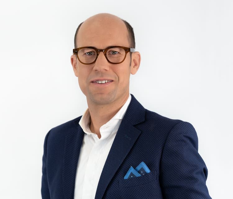 Stanislas  Roquebert, Avocat associé